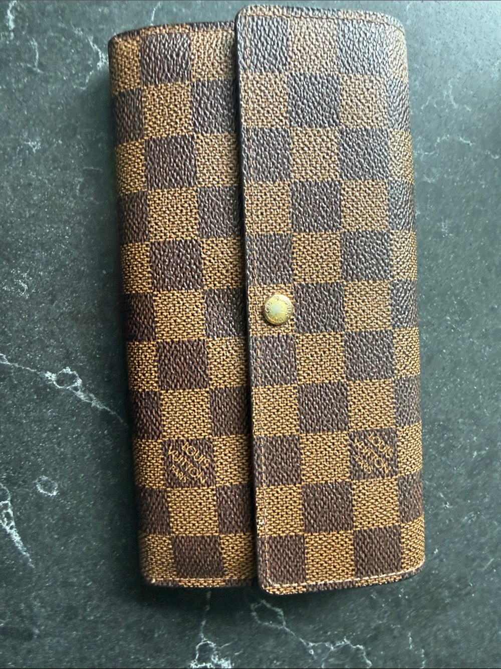 Louis Vuitton Sarah wallet